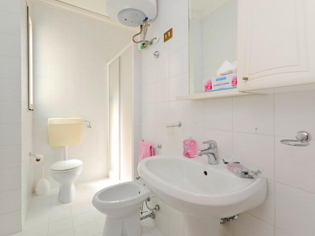 Apartment Parco Hemingway-4 By Interhome Lignano Sabbiadoro Bagian luar foto