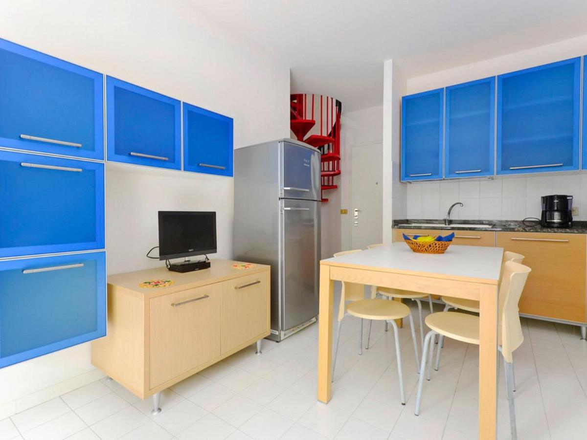 Apartment Parco Hemingway-4 By Interhome Lignano Sabbiadoro Bagian luar foto