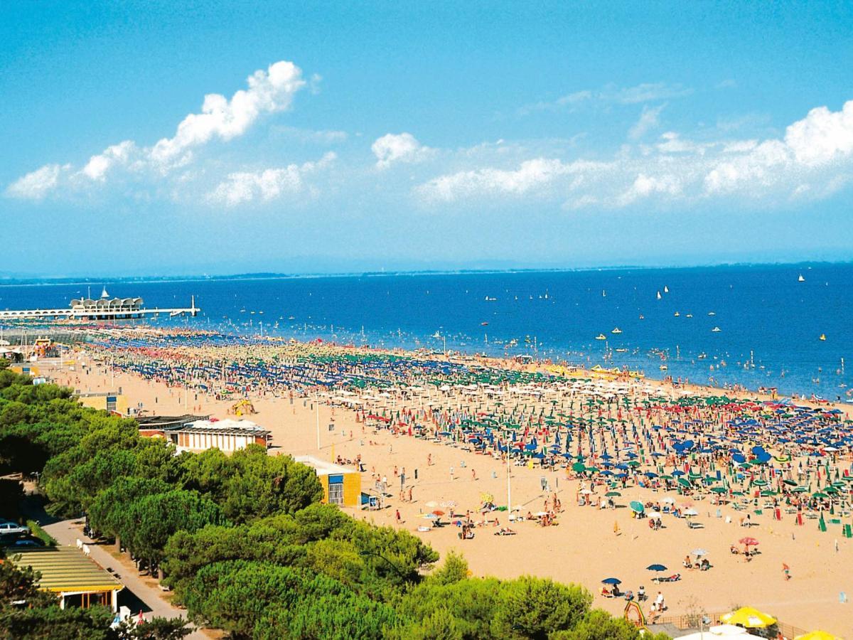 Apartment Parco Hemingway-4 By Interhome Lignano Sabbiadoro Bagian luar foto