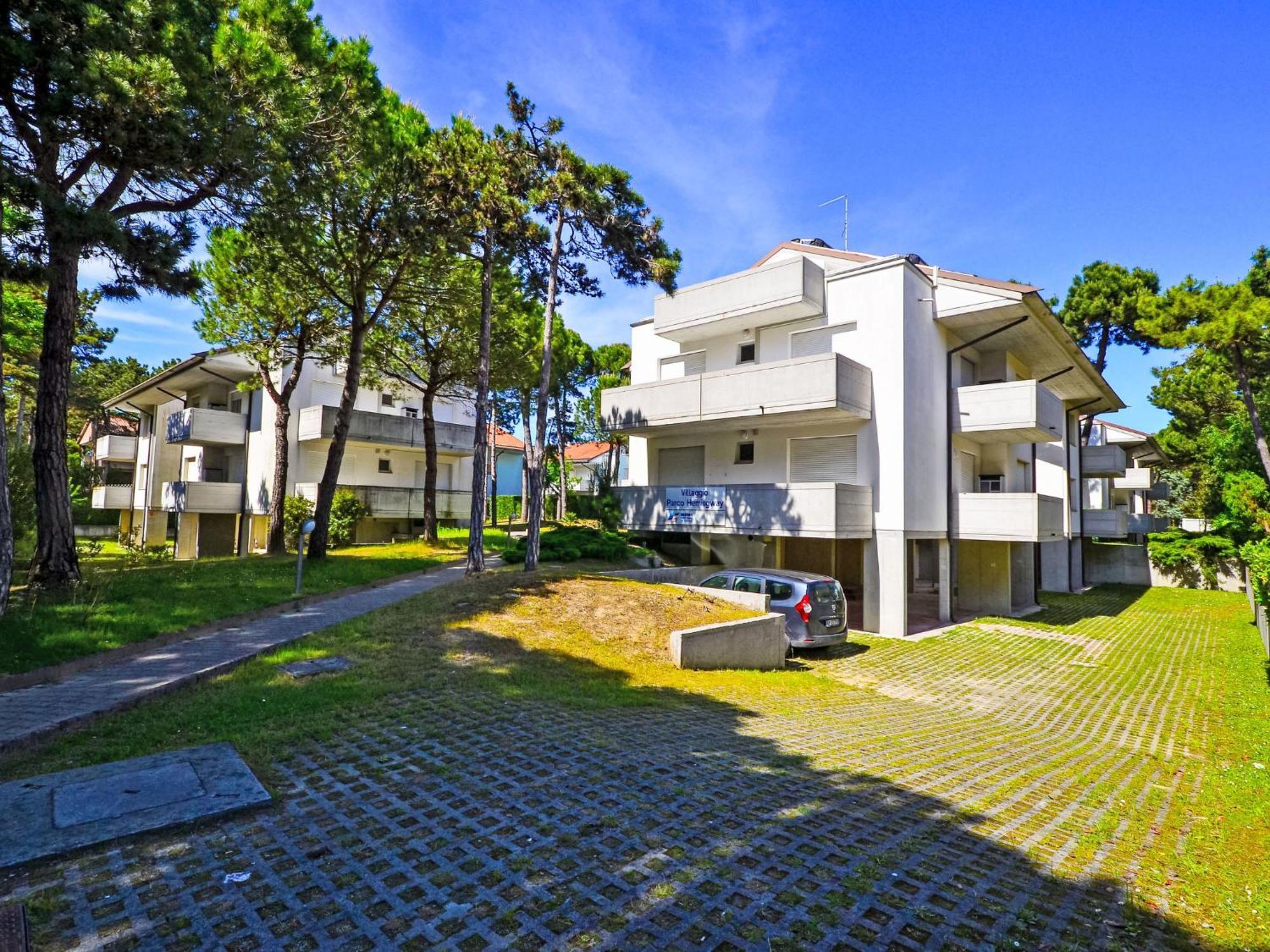 Apartment Parco Hemingway-4 By Interhome Lignano Sabbiadoro Bagian luar foto